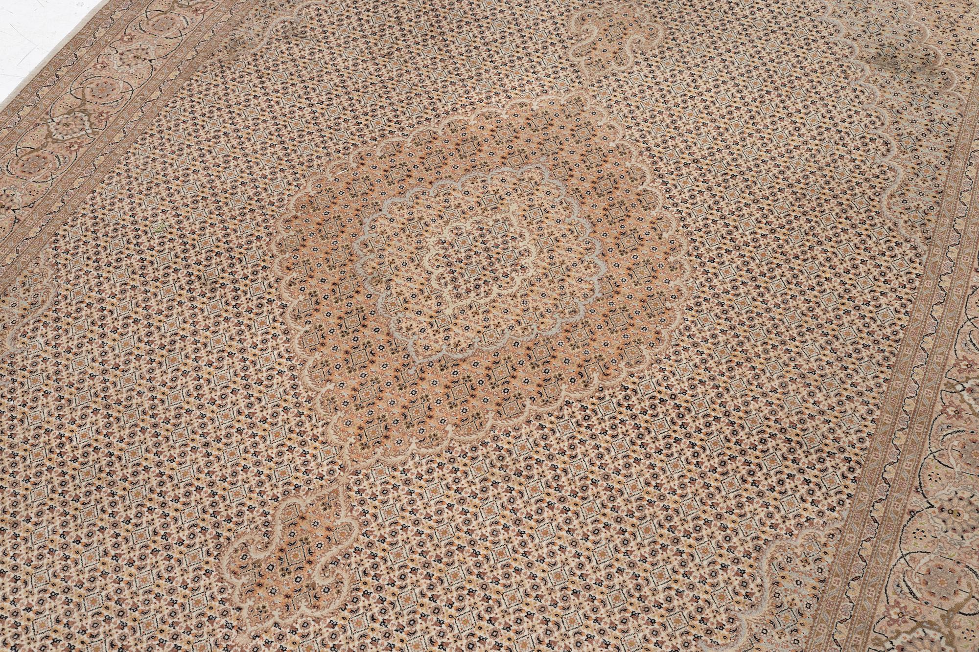 Matta, orientalisk, ca 315 x 203 cm.