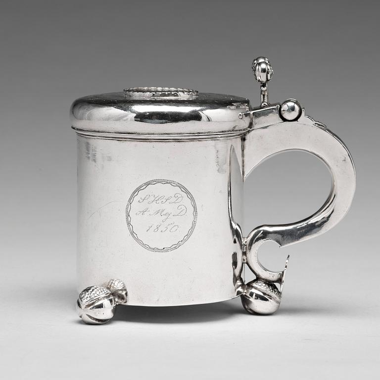 Niels Gertsen Thorbrügger, dryckeskanna, silver, Kolding (verksam 1710-1762).