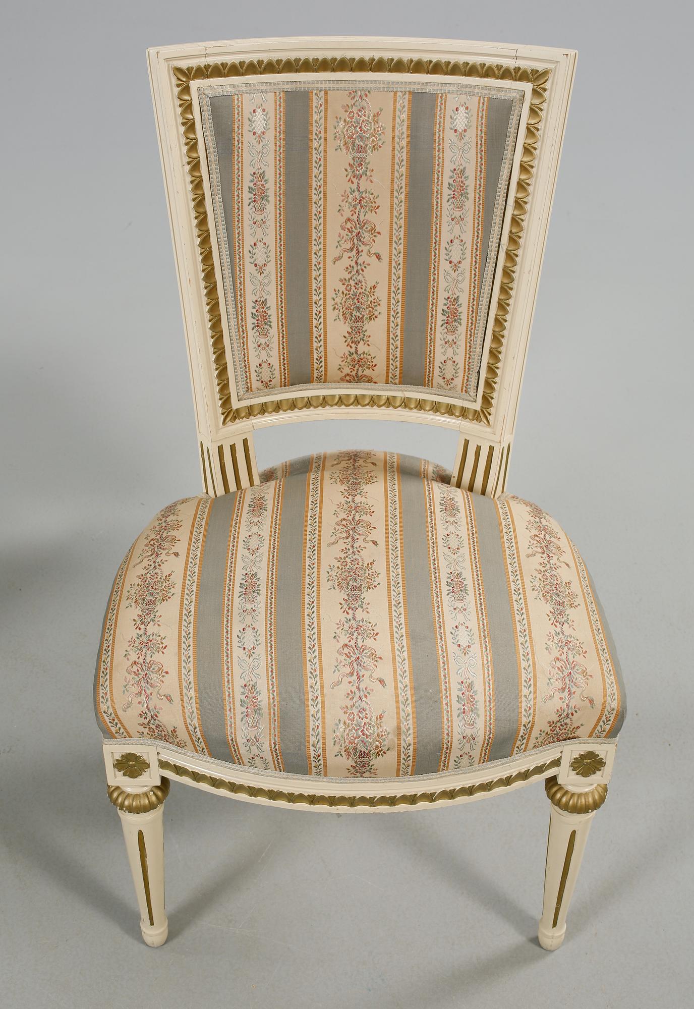 STOLAR, ett par, gustaviansk stil, 1900-talets andra hälft.