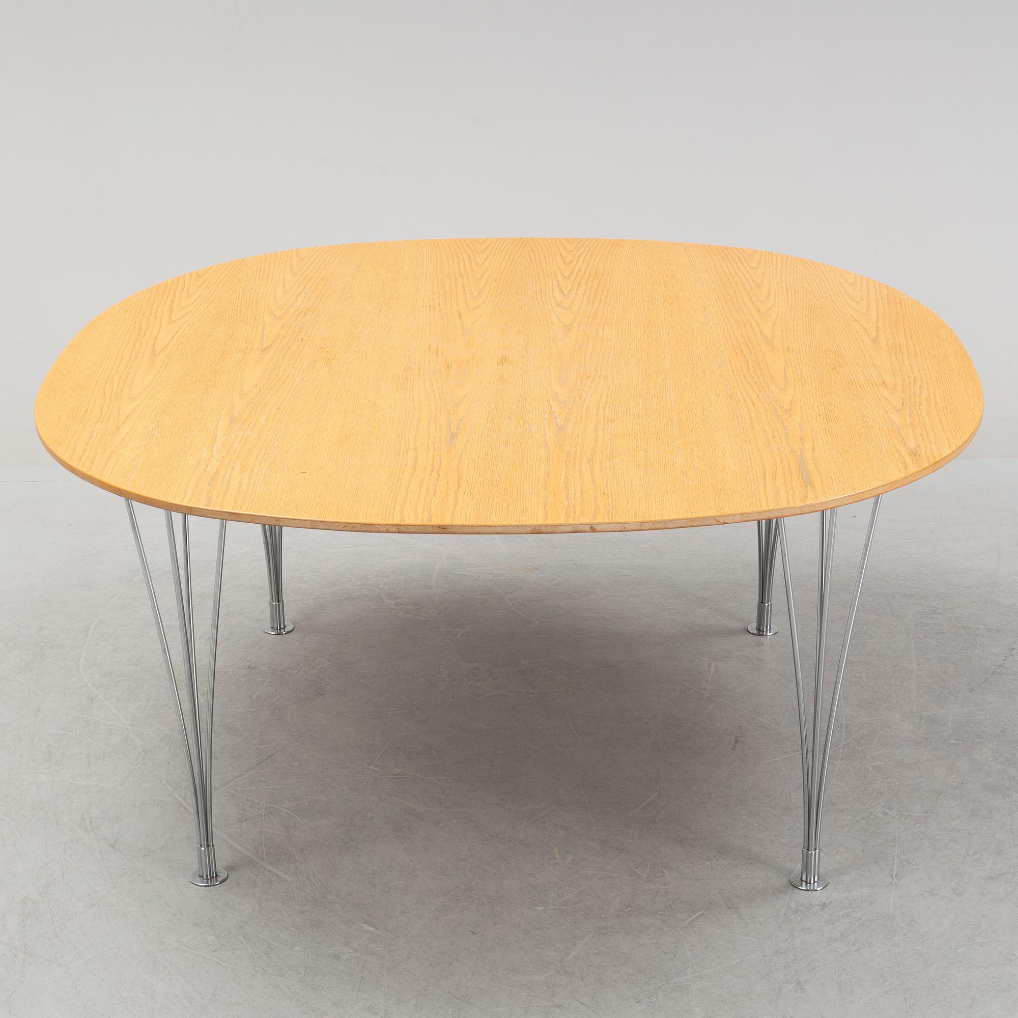 Bruno Mathsson & Piet Hein, an oak dining table, 'Supercirkel', Bruno Mathsson international 2004.