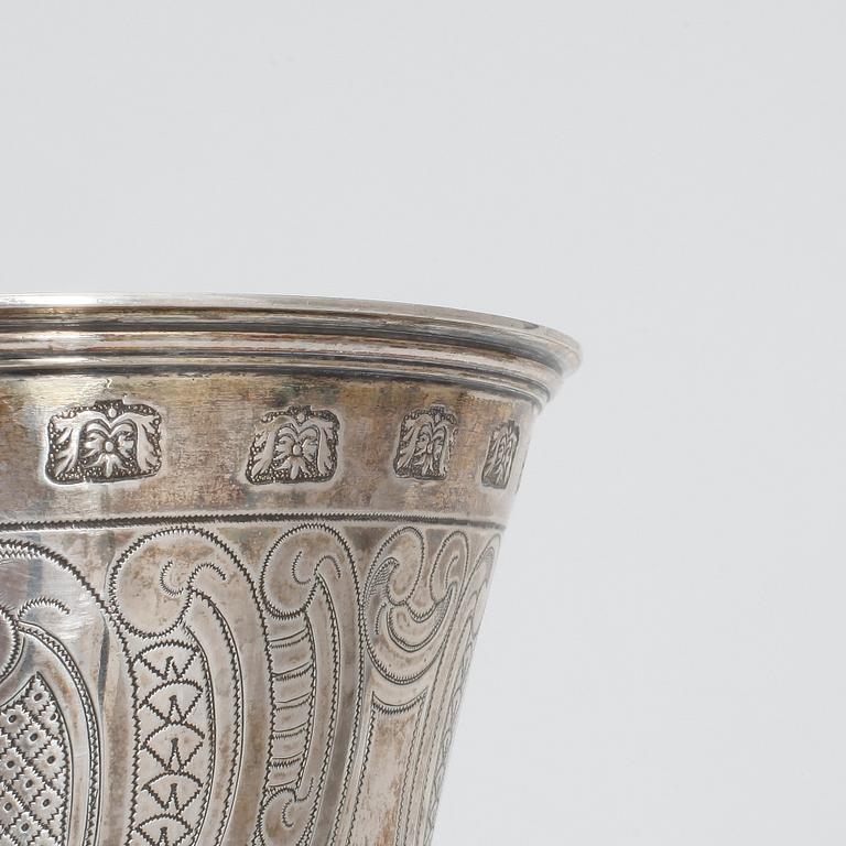 BÄGARE, silver, Gustaf Möllenborg, Stockholm, 1894. Vikt ca 248g.