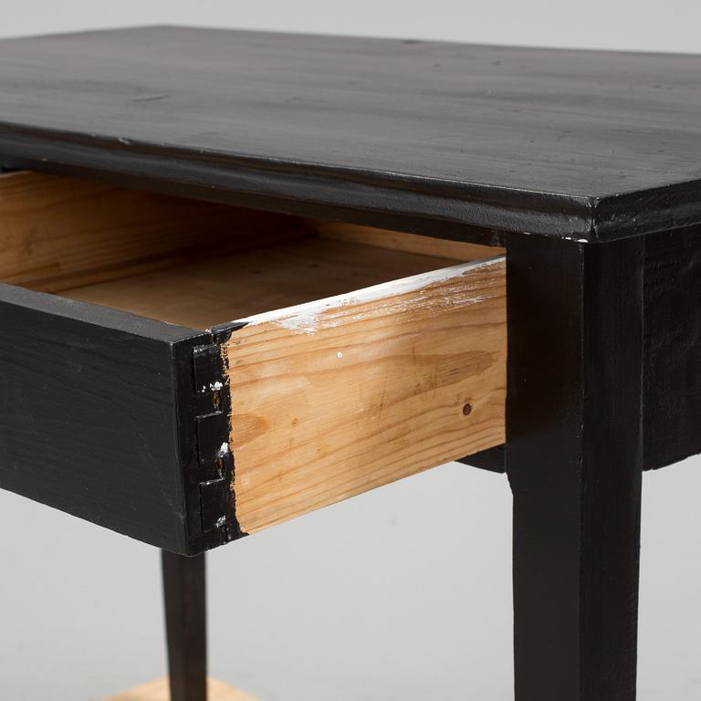 An early 1900s table.