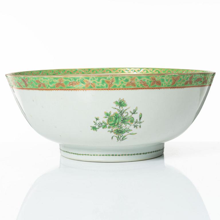 Bålskål, kompaniporslin, Qingdynastin, Qianlong (1736-95).