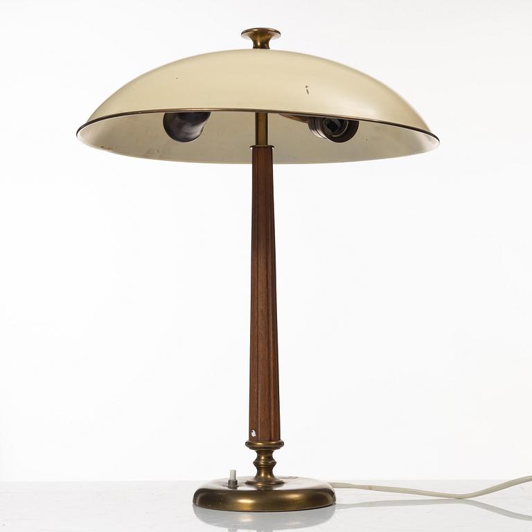 Erik Tidstrand or Bertil Brisborg, a table lamp model "15625", Arvid Böhlmarks Lampfabrik, Stockholm, 1950s-60s.