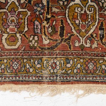 Rug, antique Isfahan, central Isfahan, c. 209 x 143 cm.