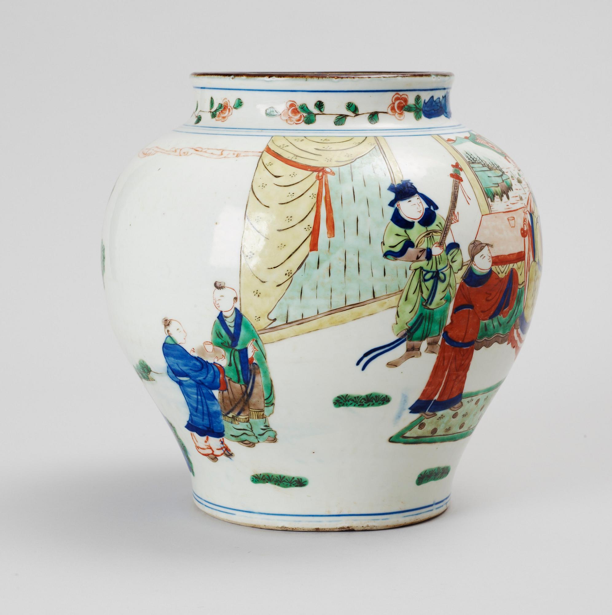 KRUKA, porslin. Kina. Sen Qing.