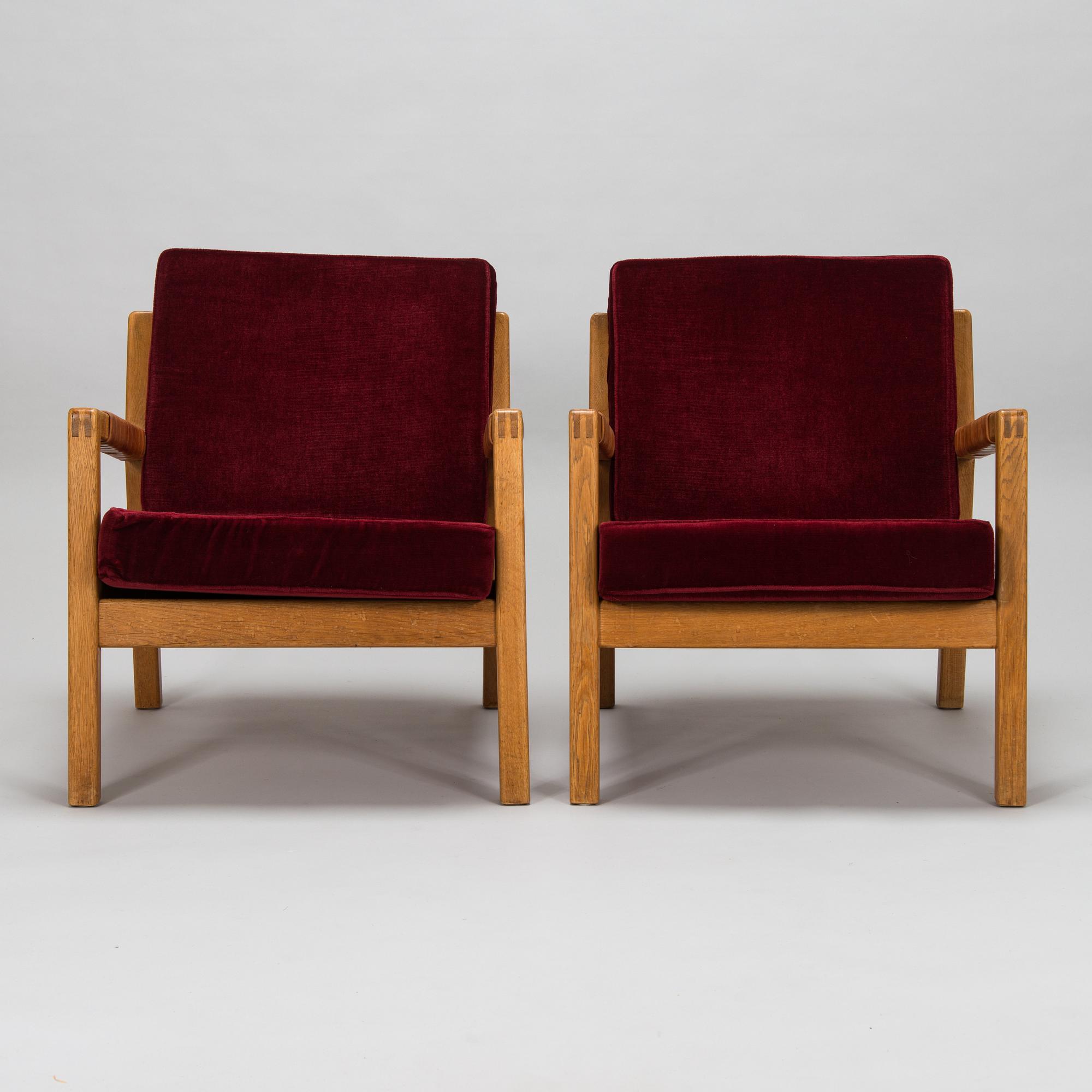 Carl Gustaf Hiort af Ornäs, fåtöljer ett par, "Rialto", Puunveisto Oy - Träsnideri Ab, 1950-talets slut.