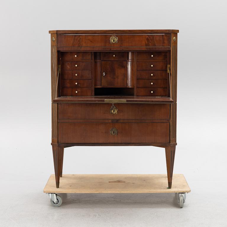 Secretaire, late Gustavian, first half of the 19th century.