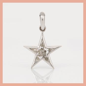 HÄNGE, femstjärnig form med 5 kite-slipade diamanter.
