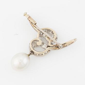 Brosch med odlad pärla och gammalslipade diamanter.