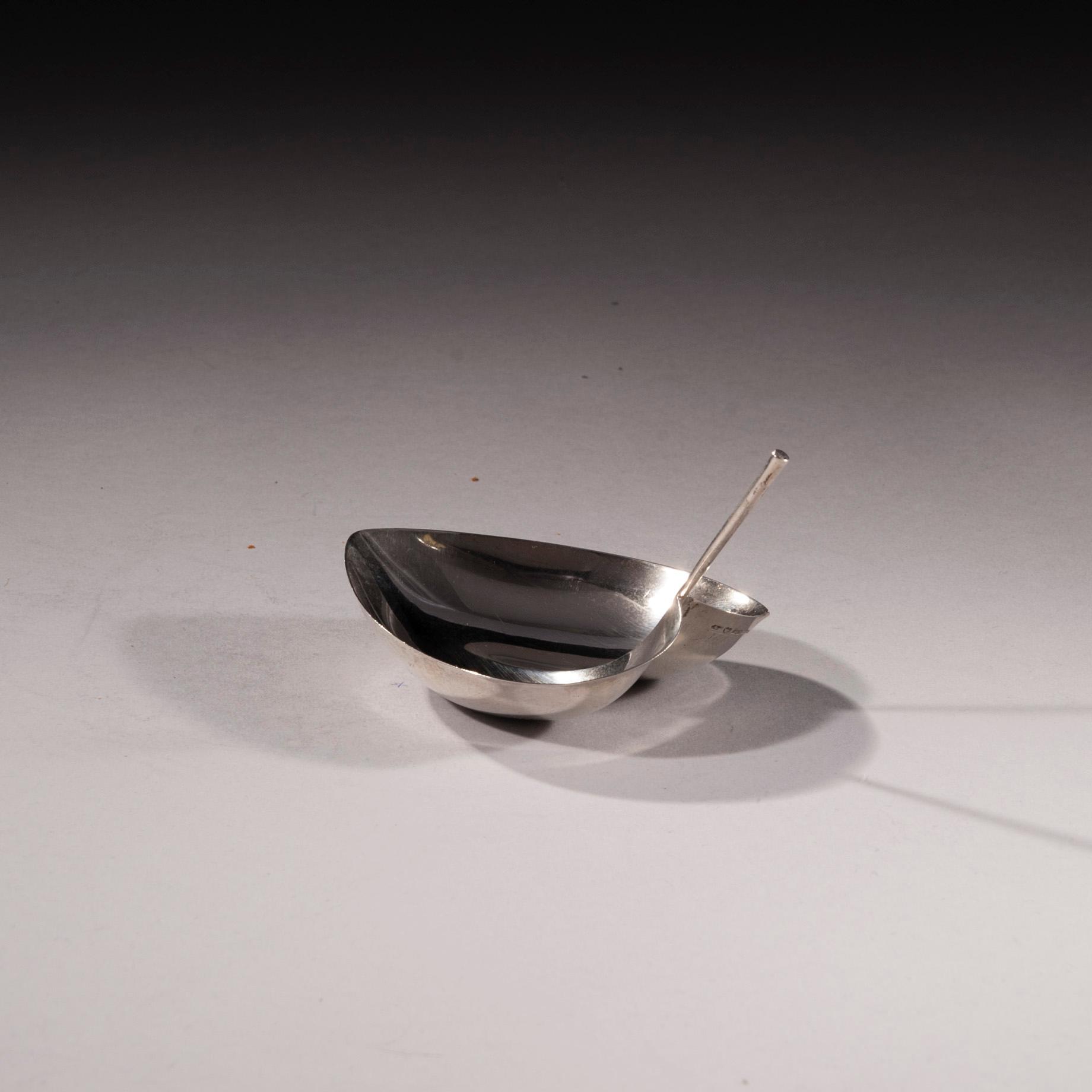 SKÅL, silver, Tapio Wirkkala, Kultakeskus 1955. Vikt 50,5 g.