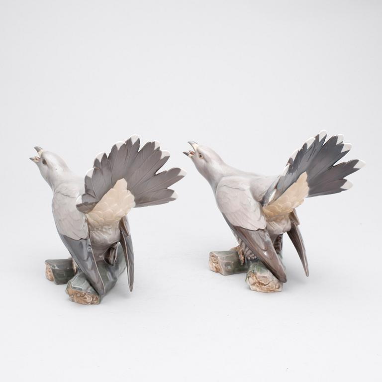 FIGURINER, ett par, porslin. Bing & Gröndal.