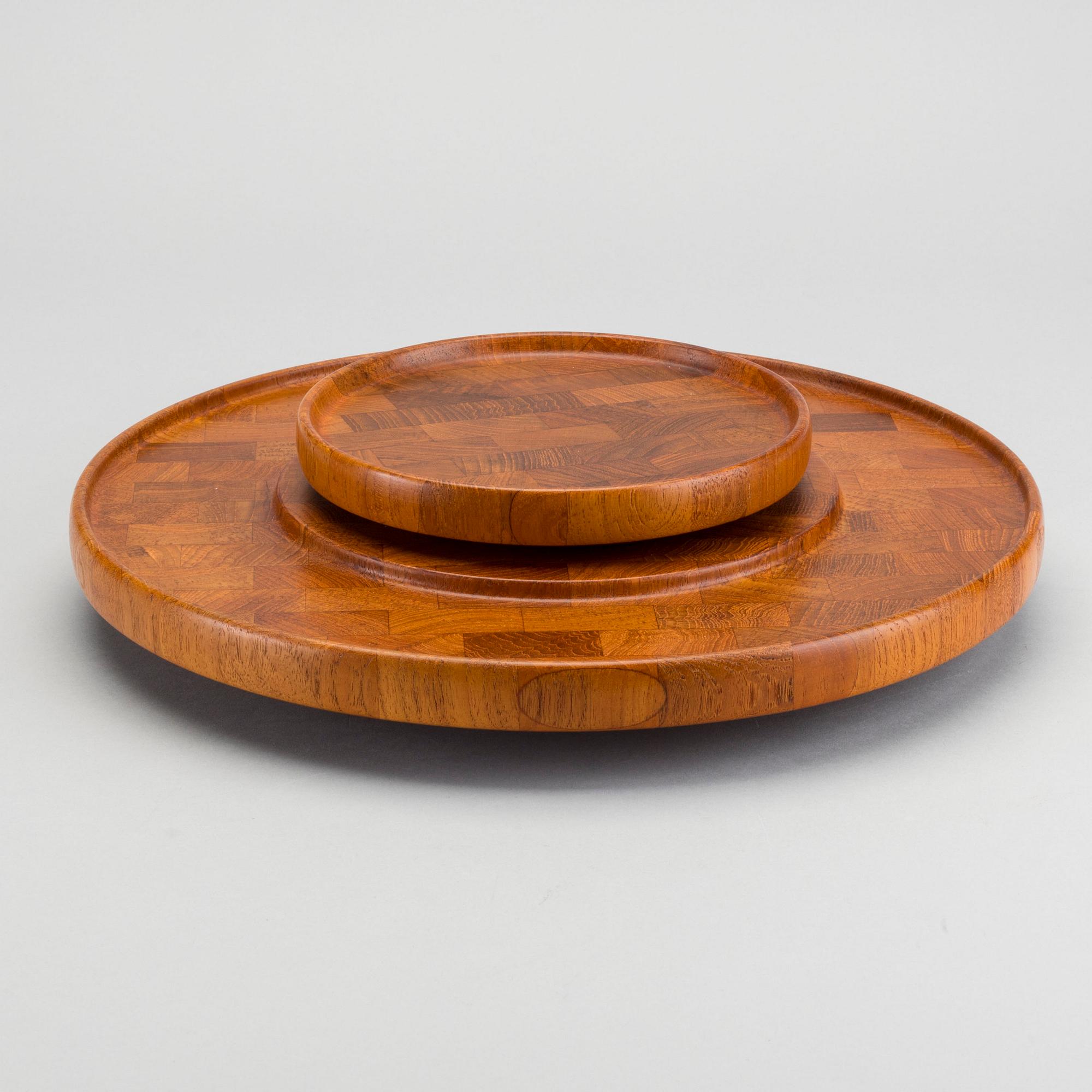 A 1960s serving tray from Digsmed, Denmark. - Bukowskis