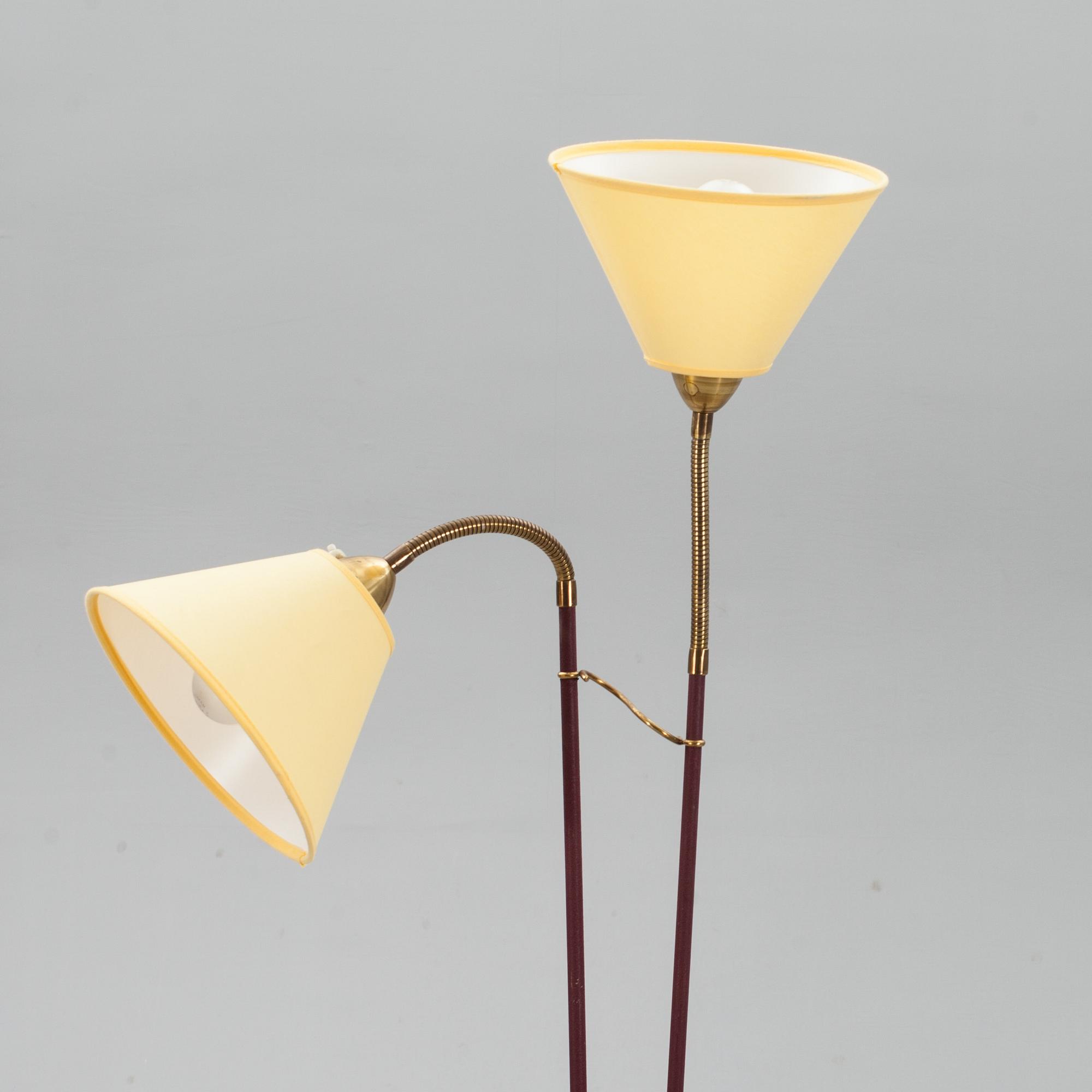 GOLVLAMPA, 1900-talets mitt/andra hälft.