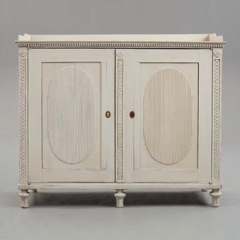 A Gustavian cupboard.