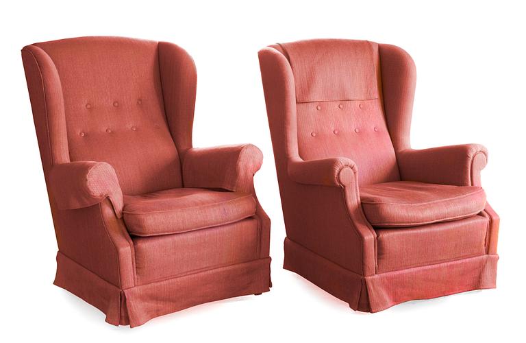 A PAIR OF ARMCHAIRS,