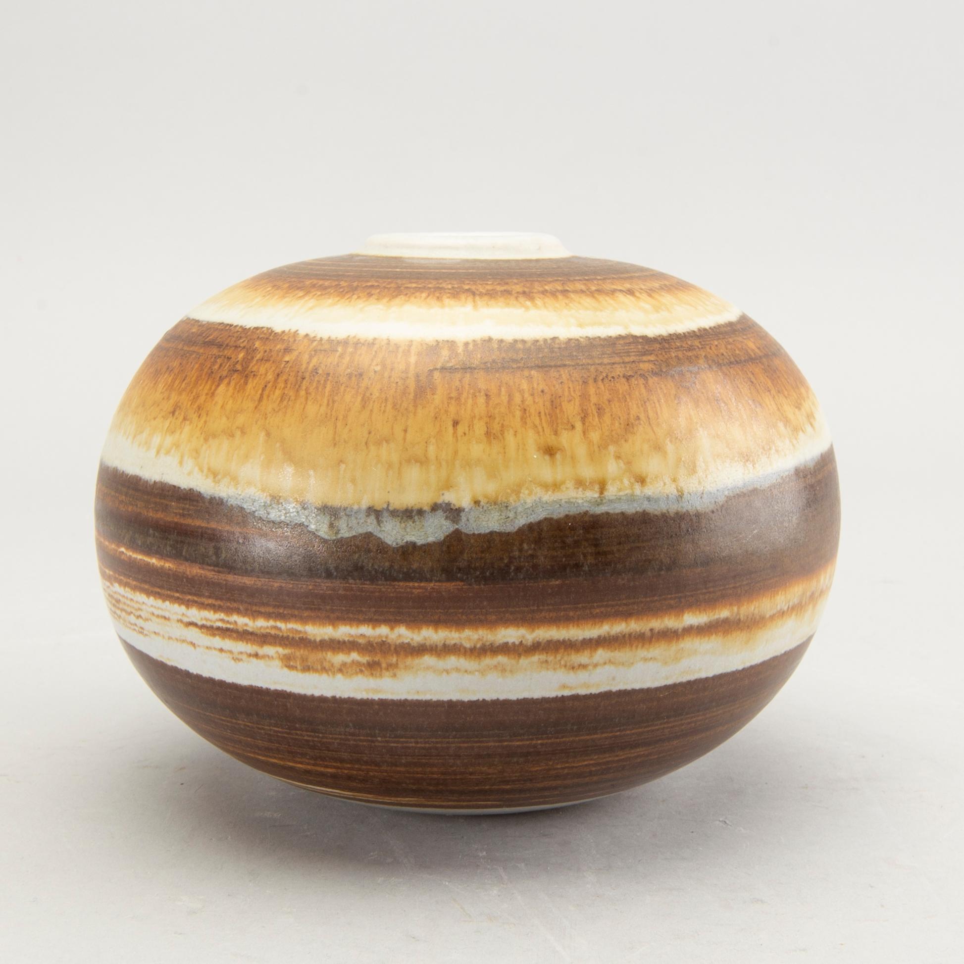 A set of six vases and a dish, by different makers, Höganäs and Vallåkra.