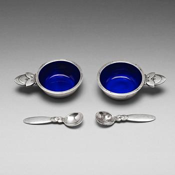 132. Gundorph Albertus, a pair of "Cactus" sterling silver salt cellars with spoons, Georg Jensen, Jensen & Wendel, Copenhagen 1945-51, model 30.