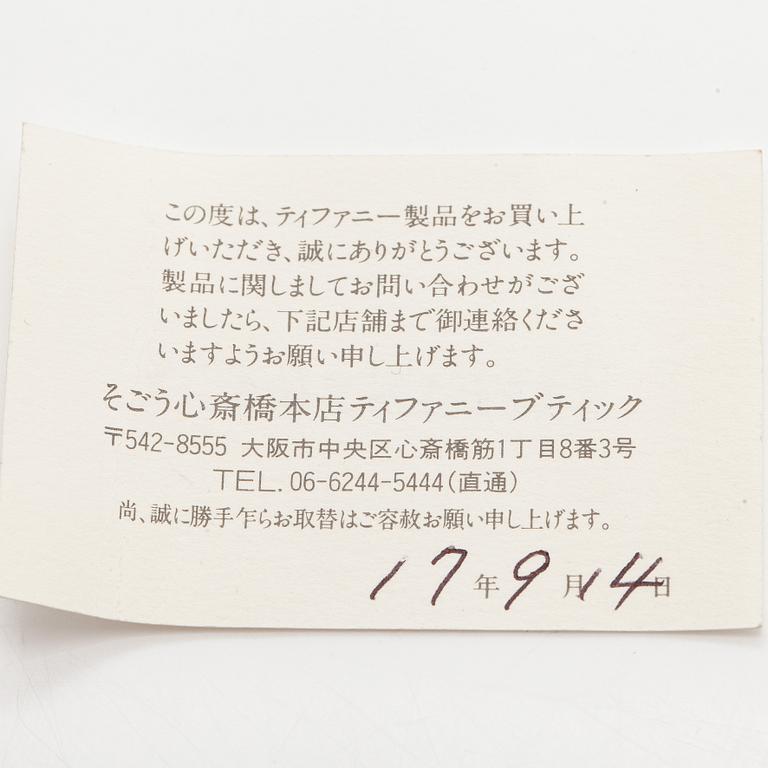 Tiffany & Co, sormus, "Tiffany Setting", platinaa ja briljanttihiottuja timantteja.