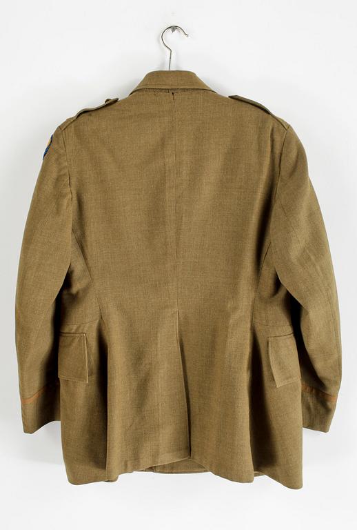 UNIFORMSDELAR, 6 st, USA, 1900-talets andra hälft.