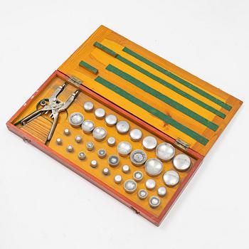 The Watchmaker Shop, "no reserve".