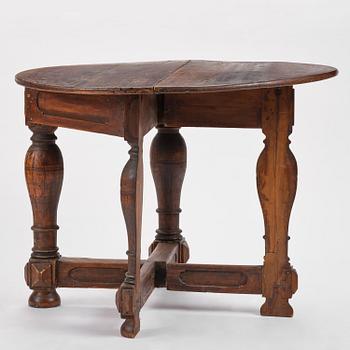 A Swedish Baroque gate-leg table, early 18th century.