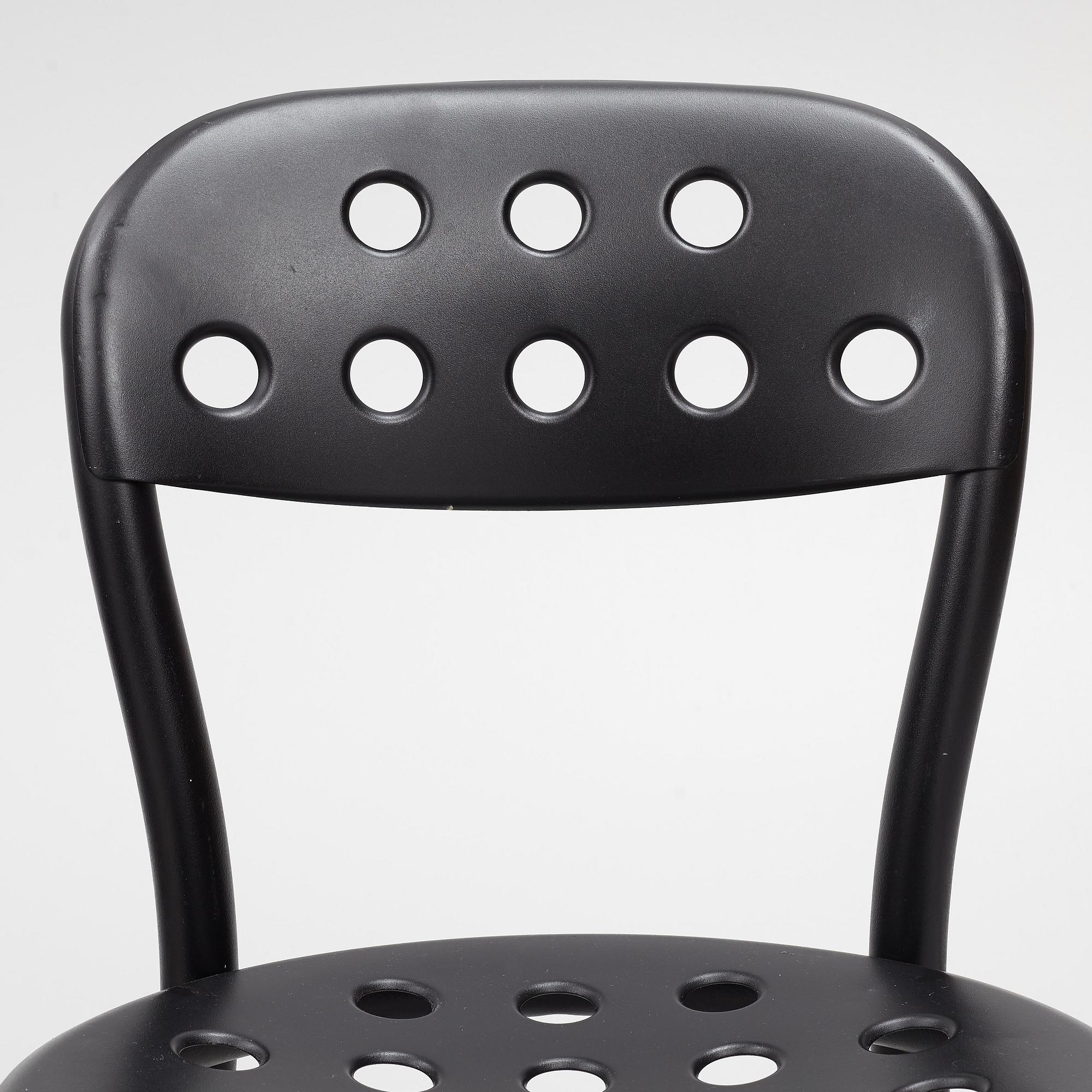 Jasper Morrison, four "Pipe" chairs, Magis.