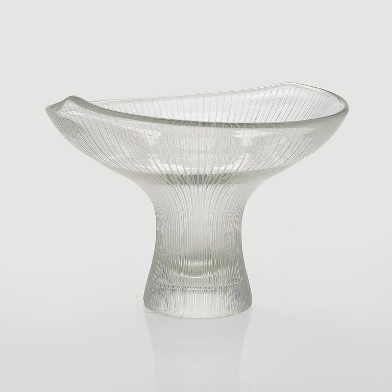 Tapio Wirkkala, A 'Chanterelle' glass vase, signed Tapio Wirkkala, Iittala.