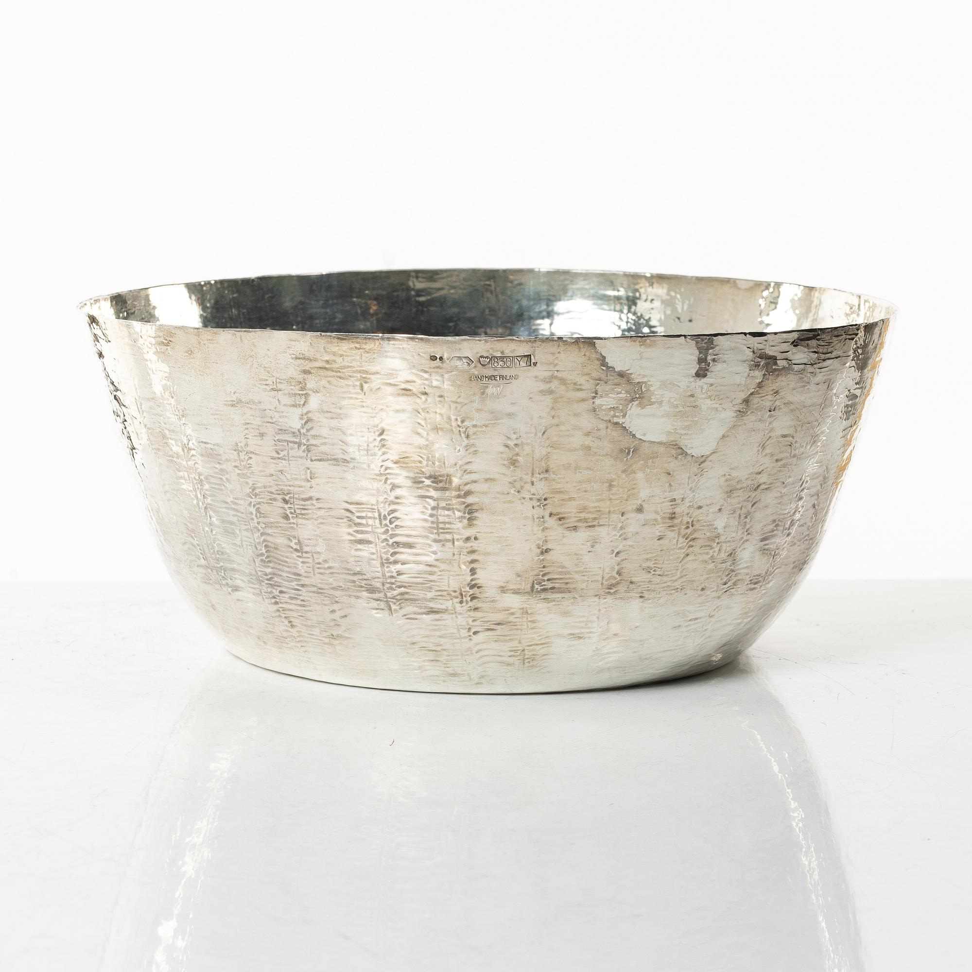 Tapio Wirkkala, bowl and ladle, silver, Kultakeskus, Hämeenlinna, 1976.