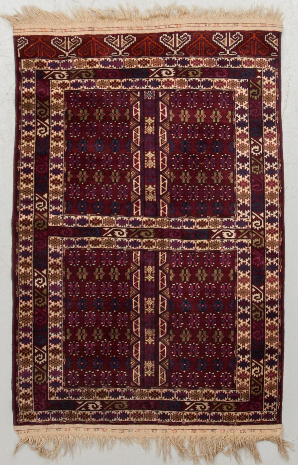 MATTA, semiantik, Yomoud/Hatchlou, ca 175 (+ 5cm slätväv/kortsida) x 122 cm.