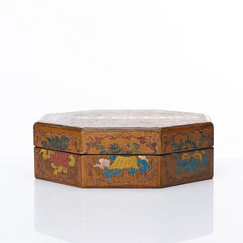 A Chinese lacquer treasure/curio box with cover, Qing dynasty with Qianlong mark to cover.