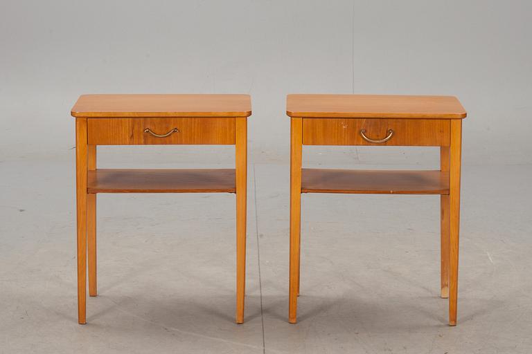 SÄNGBORD, ett par, 1900-talets andar hälft, AB Svenska Möbelfabriken, Bodafors.