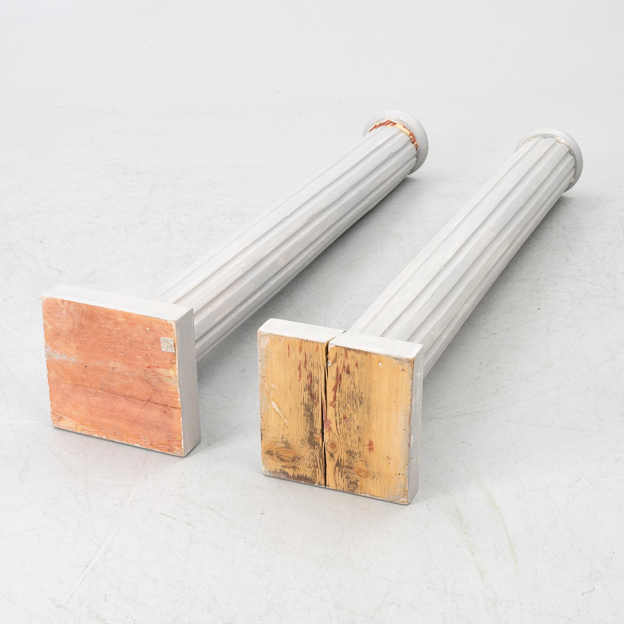 Columns, a pair, contemporary.