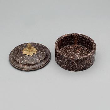 SMÖRASK med LOCK, empire, Älvdalen, 1800-tal.