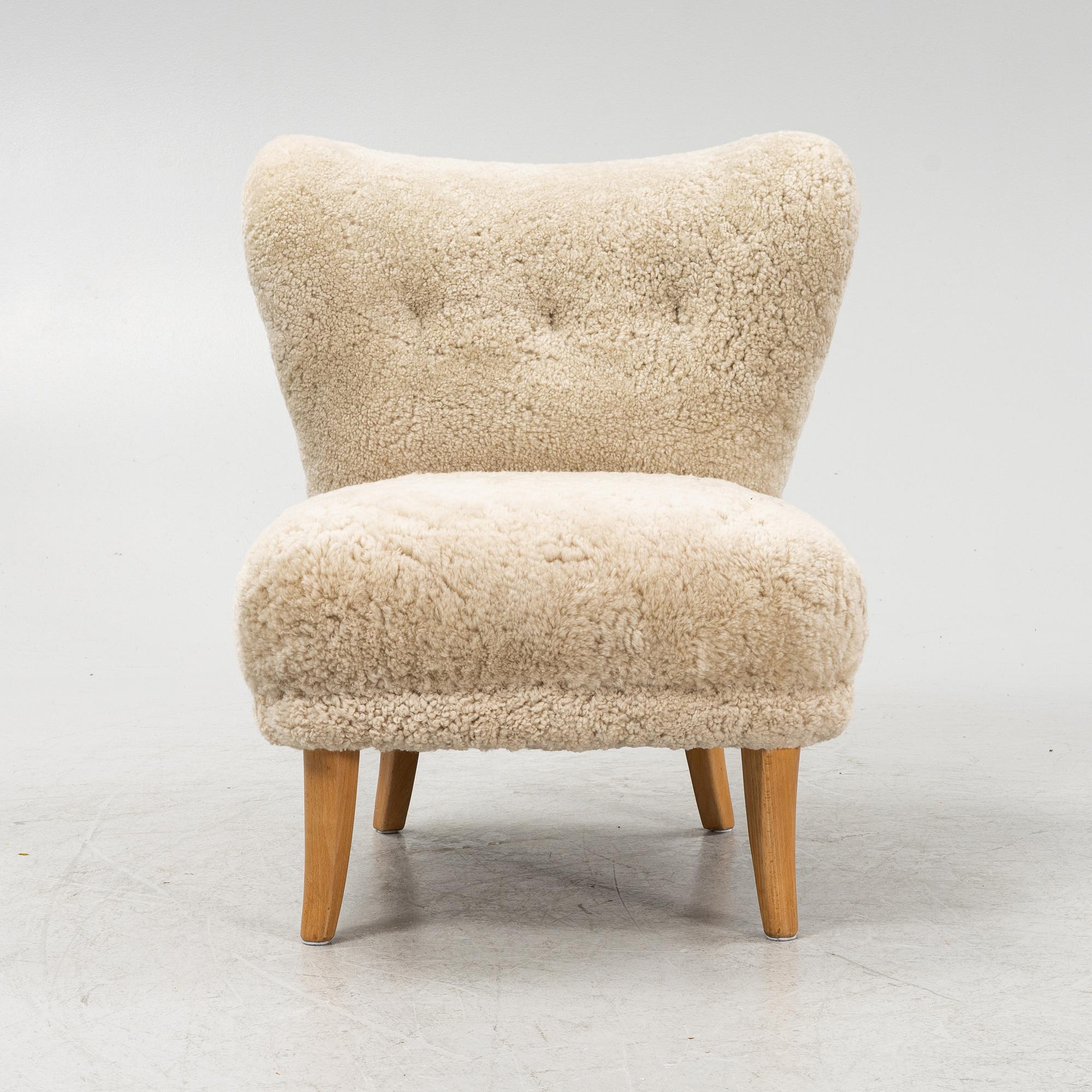 A Swedish Modern easy chair, 1940's.