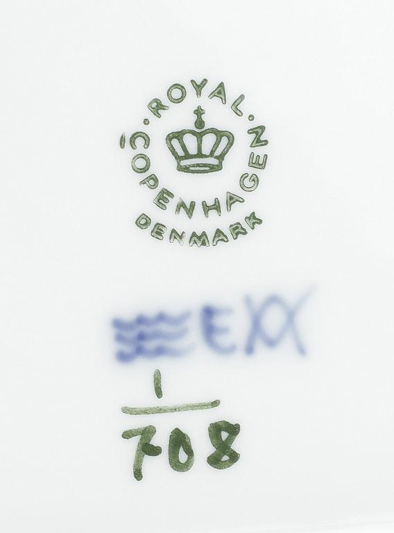 SERVISDELAR, 84 delar, porslin, "Musselmalet" Royal Copenhagen.