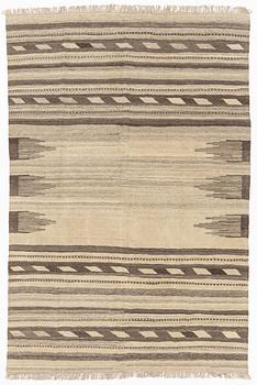 A kilim rug, ca 295 x 196.