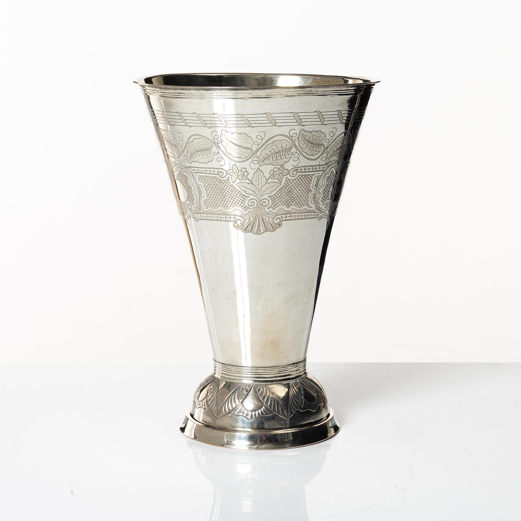Bägare, silver, sannolikt Söderhamn, stämplad 1837 och 1838.