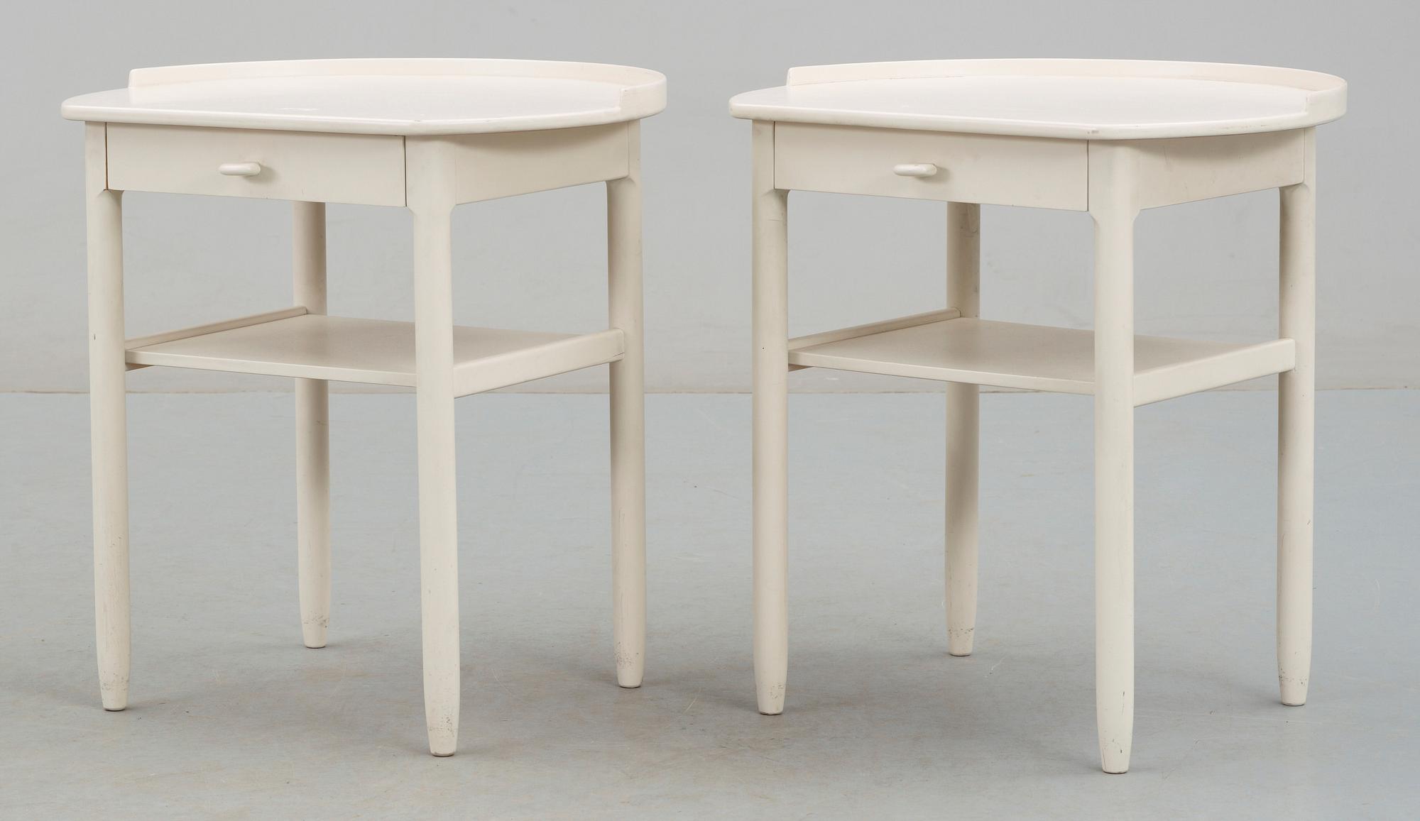 NATTDUKSBORD, ett par, Design S Engström & G. Myrstrand, Bodafors, dat 1968.