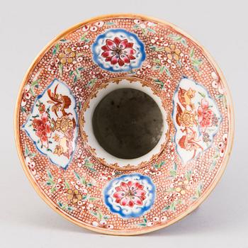 A Chinese 19th Century porcelain spittoon.