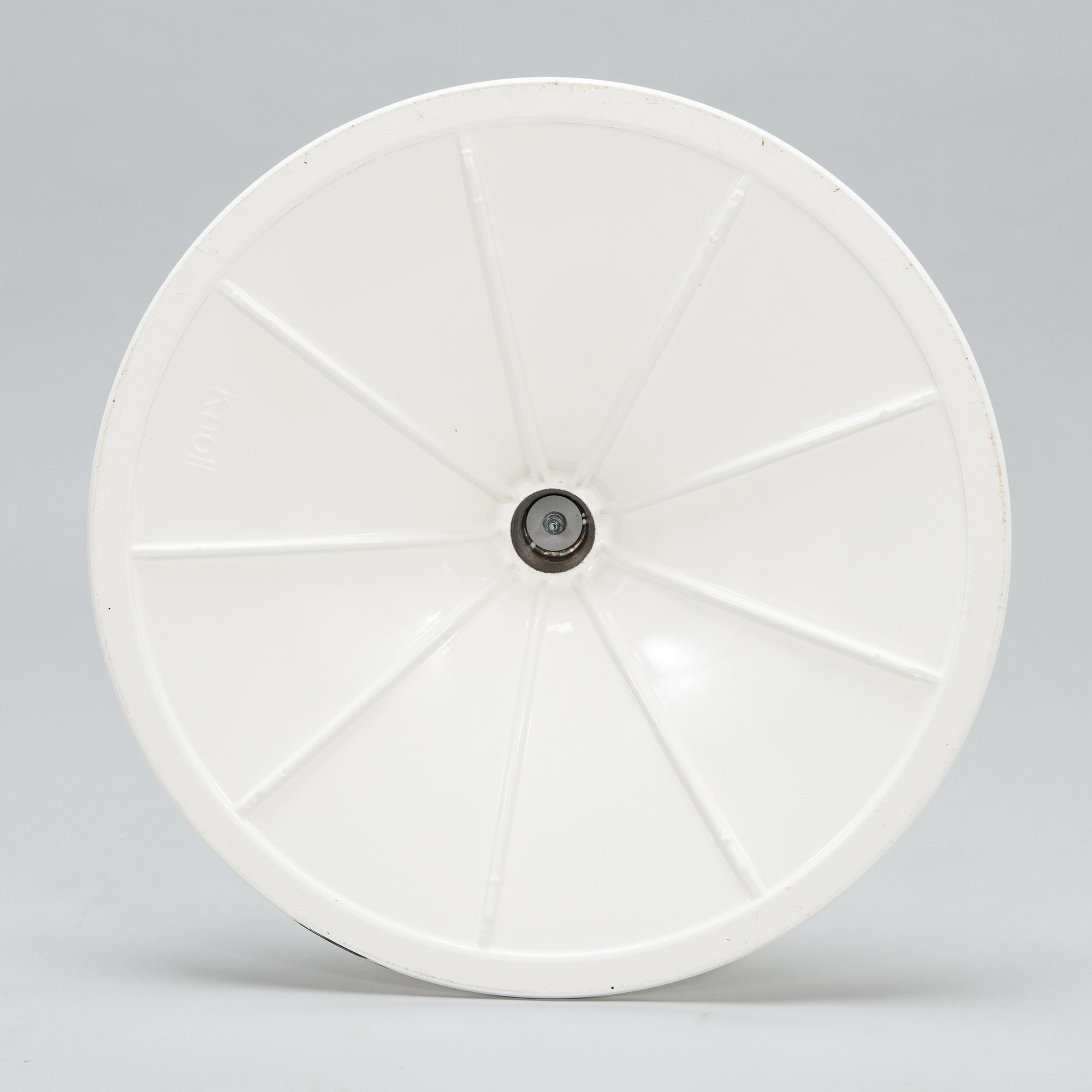 EERO SAARINEN, a 'Tulip' dining table for Knoll International.