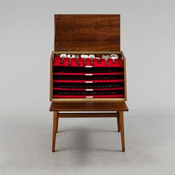 BERTEL GARDBERG, bestickuppsättning 159 dlr "Lion de Luxe", Hackman, Finland, efter 1958, schatull från Stig-Bolaget.