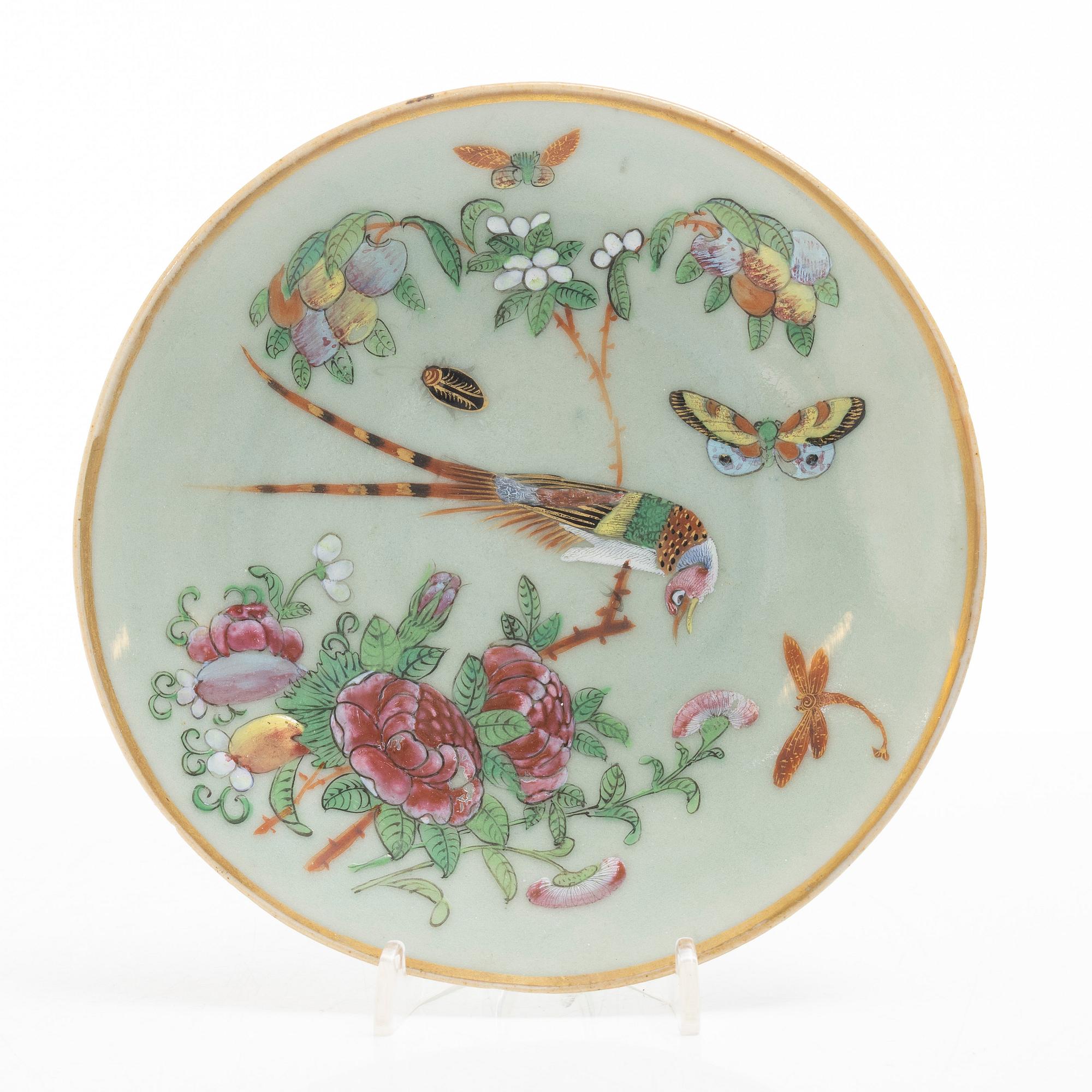 Three Canton porcelain plates, China, second half of the 19th century.