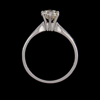 RING, 18k vitguld med briljantslipad diamant, ca 1.02 ct. Vikt 4 g.