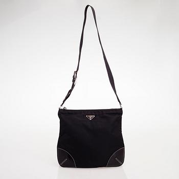 Prada, laukku.