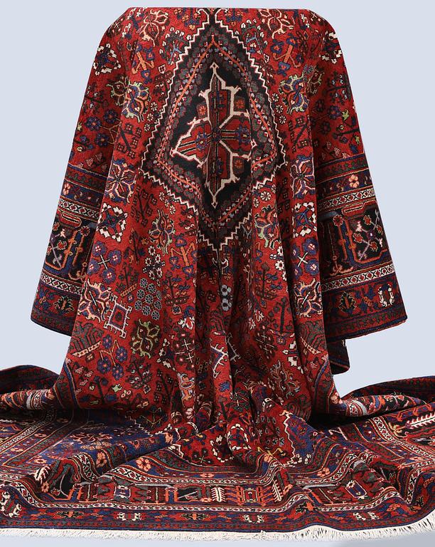 A Joshagan fine carpet, 422 x 326 cm.
