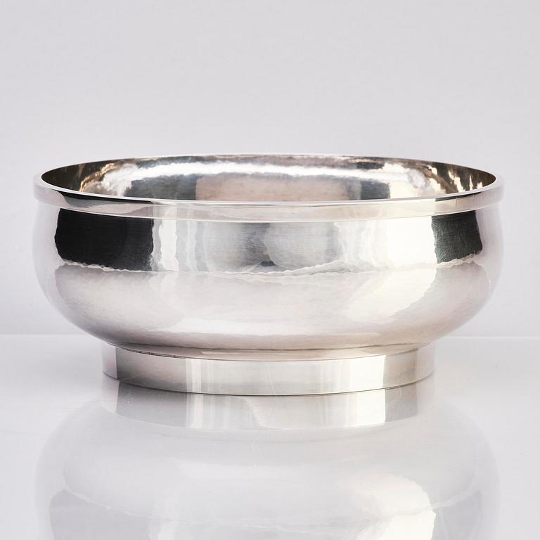 Sigurd Persson, a sterling silver bowl, Stockholm 1963.