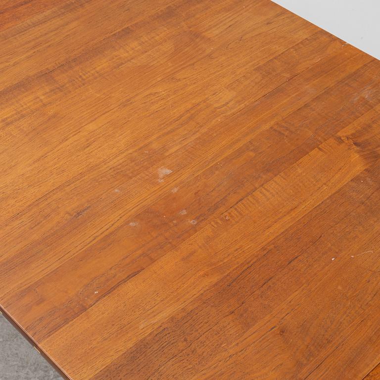 Yngvar Sandström, a teak-veneered dining table, Sweden, 1950's/60's.