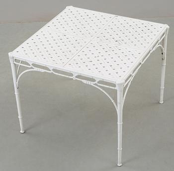 TRÄDGÅRDSMÖBEL, 5 delar, 1900-talets andra hälft.