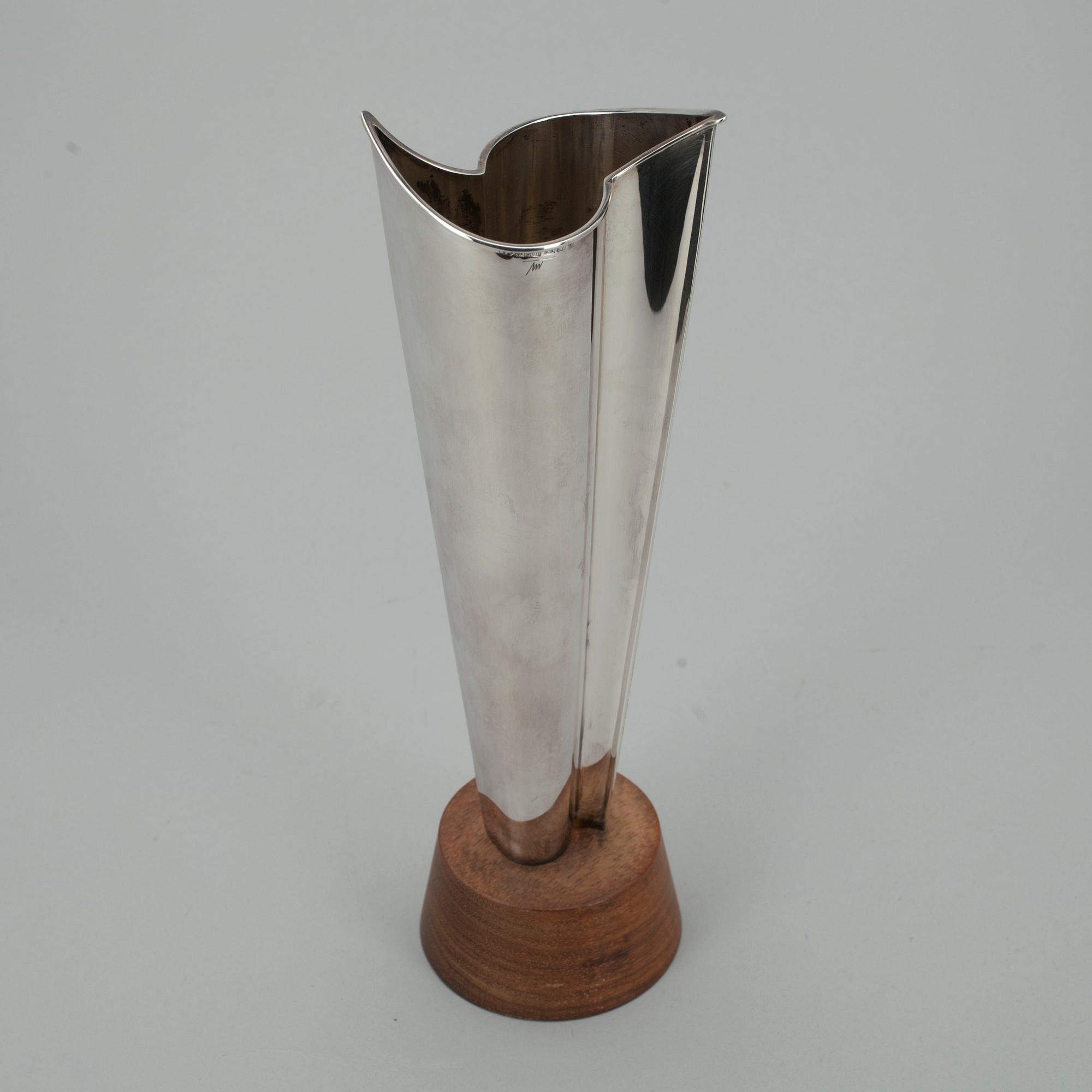 VAS, silver och jakaranda, Tapio Wirkkala, stämplad TW. Tavastehus 1964.